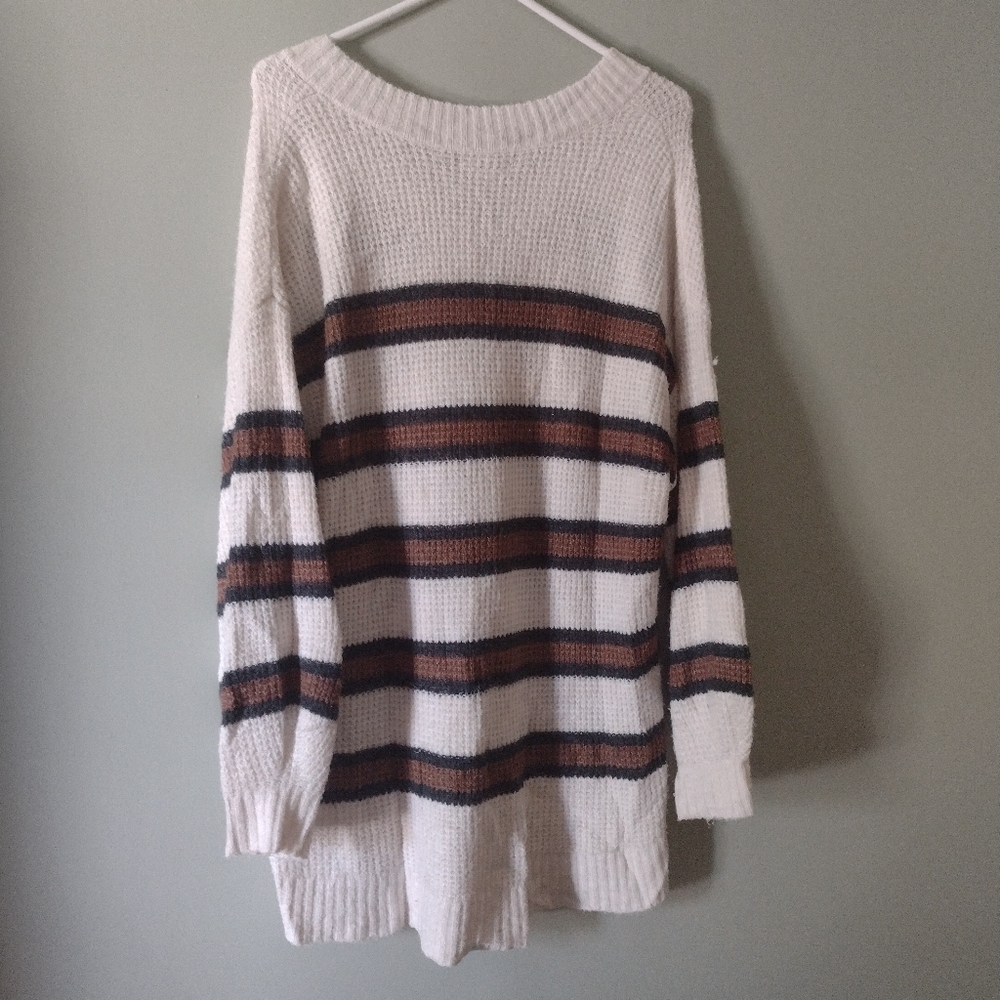 American Eagle Sweater - Picture 3 of 4